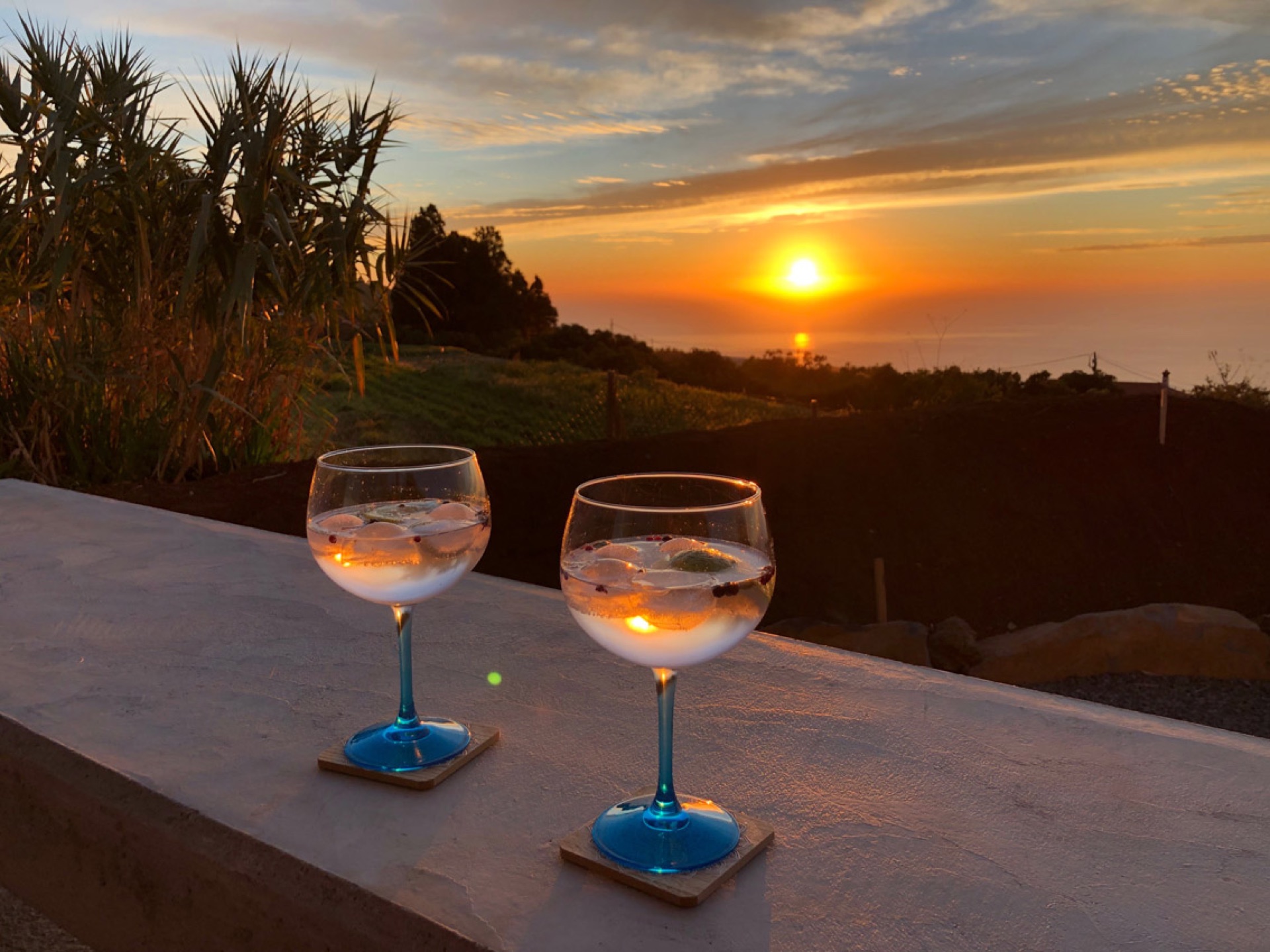 Sonnenuntergang über dem Atlantik von der Terrasse